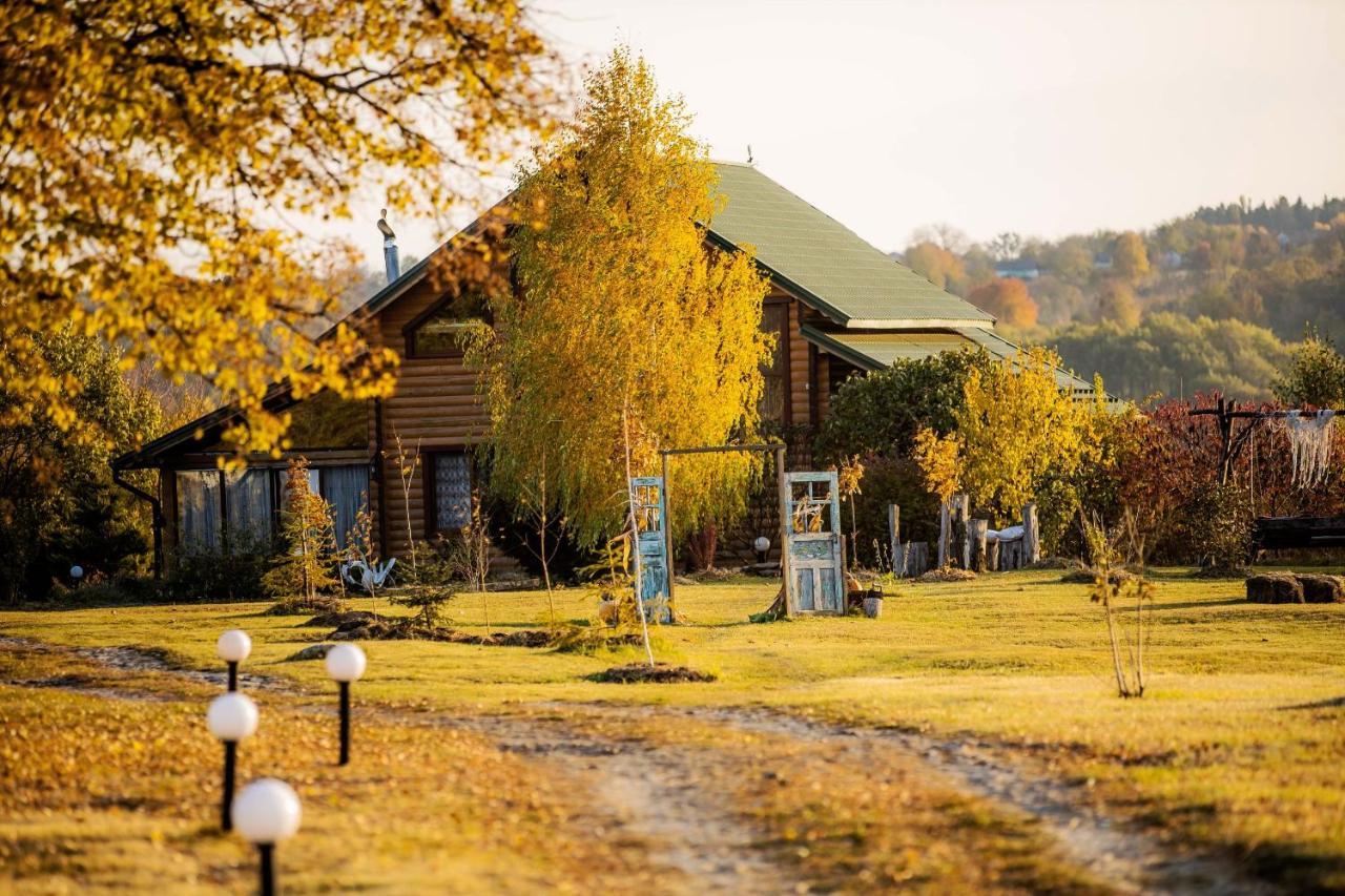 Gasthaus Country House Domik V Derevne Markovtsy  Exterior foto